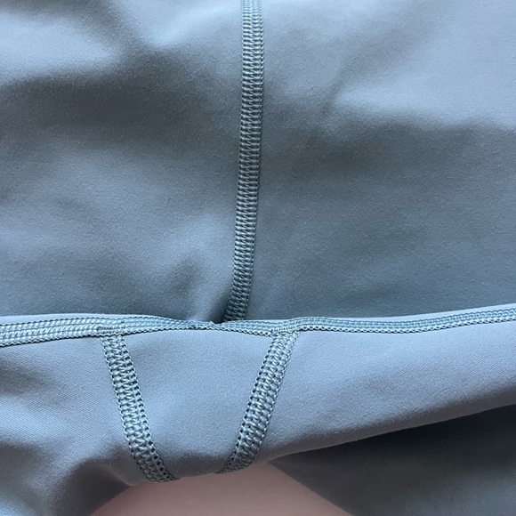 Vuori Studio Pocket Legging Vintage Pistachio-Size Medium - Picture 8 of 8